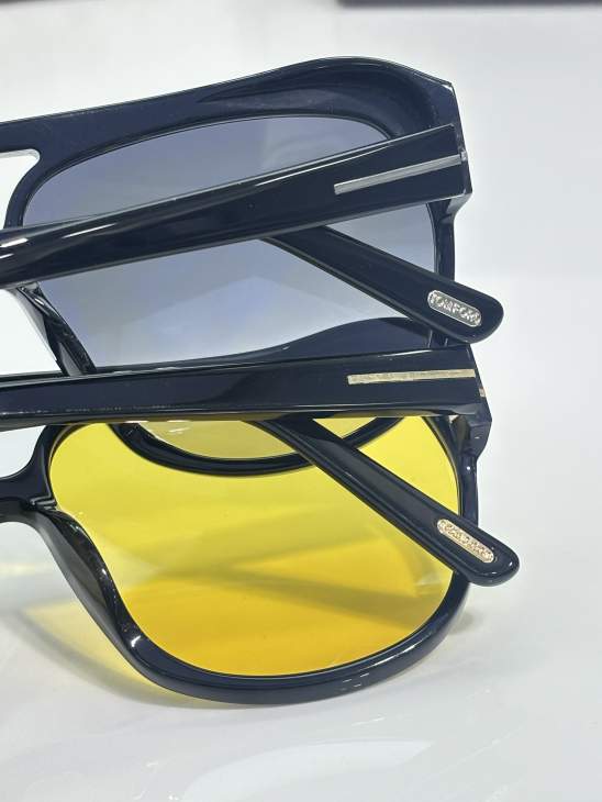 Picture of Tom Ford Sunglasses _SKUfw79760110fw